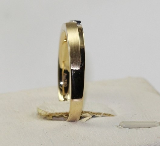 18K Gold Diamond Wedding Ring Aphrodite Stamp KGD004123