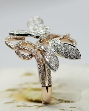 18 Karat Yellow Gold White Gold Butterfly Flowers Ring with VVS Diamond KGR008698